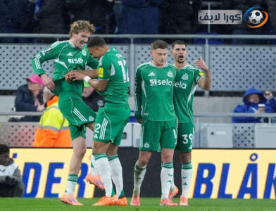 صورة توضيحية للاعبي Fantasy Premier League مع شعارات أندية نيوكاسل ومانشستر يونايتد وكريستال بالاس، ترمز لتوصيات الجولة 14.