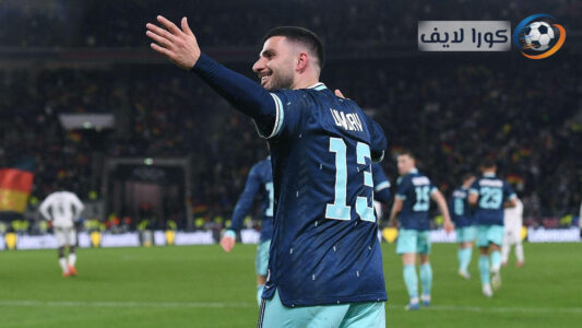 لاعبو ألمانيا يحتفلون بهدف الفوز ضد غانا في مباراة ودية