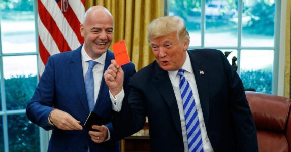 رئيس الكاف باتريس موتسيبي ورئيس الفيفا جياني إنفانتينو يناقشان مقترحات كأس العالم